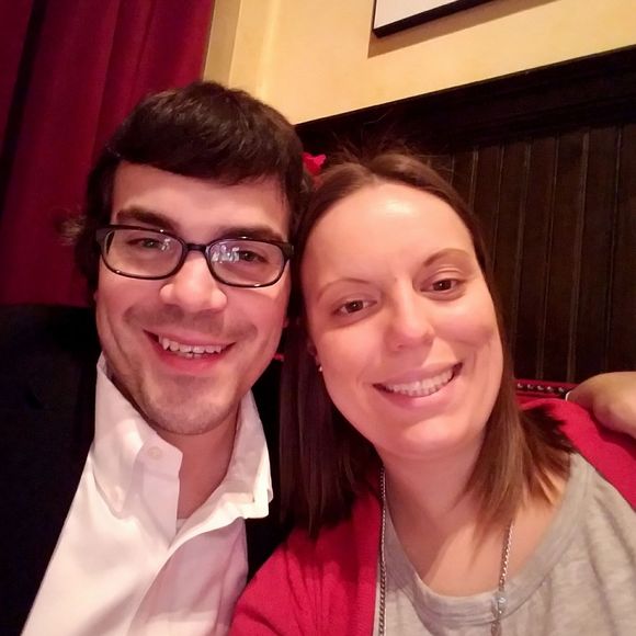 Meet your Posher, Tracy - Picture 1 of 2